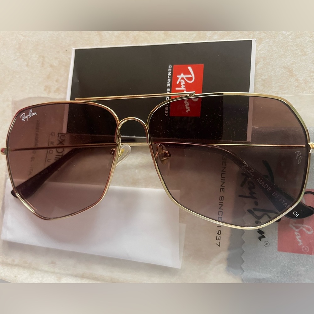 New pair of ray bans